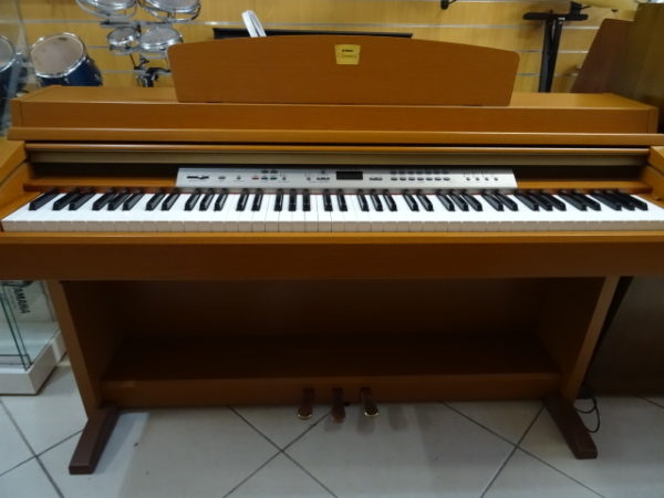 Clavinova Yamaha CLP 230 - atelier occazik