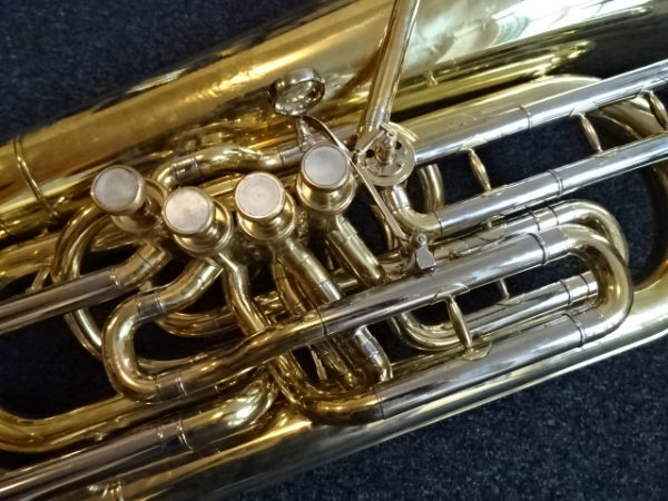 tuba en fa yamaha yfb 621