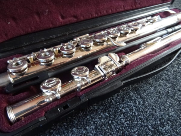 Flûte Yamaha YFL 381 - atelier occazik