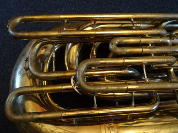 Tuba Conn 24J - atelier occazik