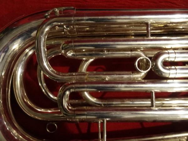 Tuba Besson serie 1000 - atelier occazik