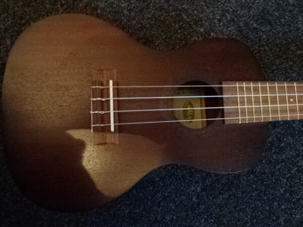 Ukulele Kala KA 15C - atelier occazik