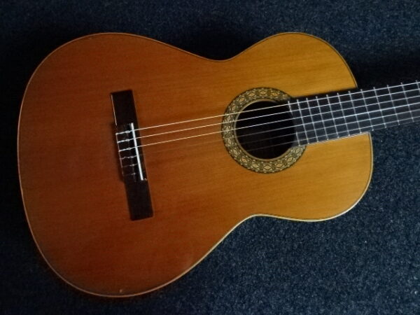 Guitare Classique Esteve 1GR01 - atelier occazik