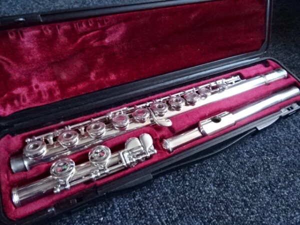 flute Yamaha YFL 281 s2 - atelier occazik