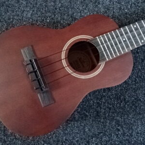 Ukulele Shiver UCS200 electro - atelier occazik
