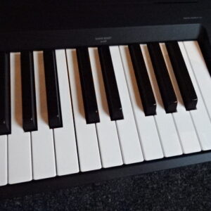 Piano Yamaha P143 - atelier occazik