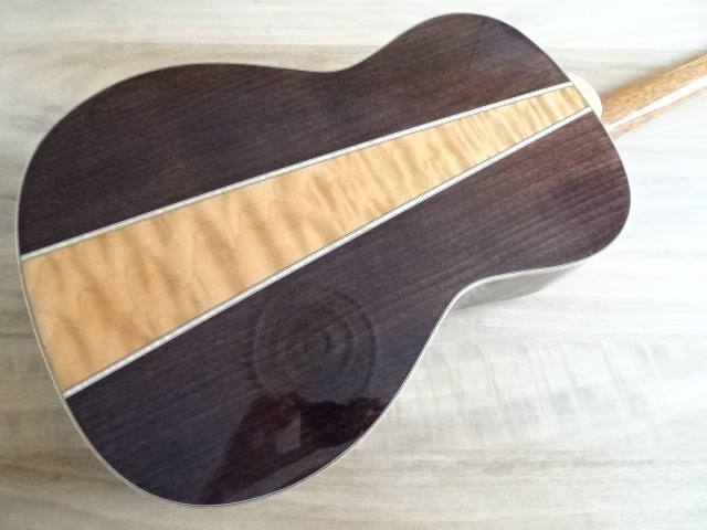 Guitare folk takamine GY93 - depot - mars 2026 (12) Guitare folk takamine GY93 - atelier occazik