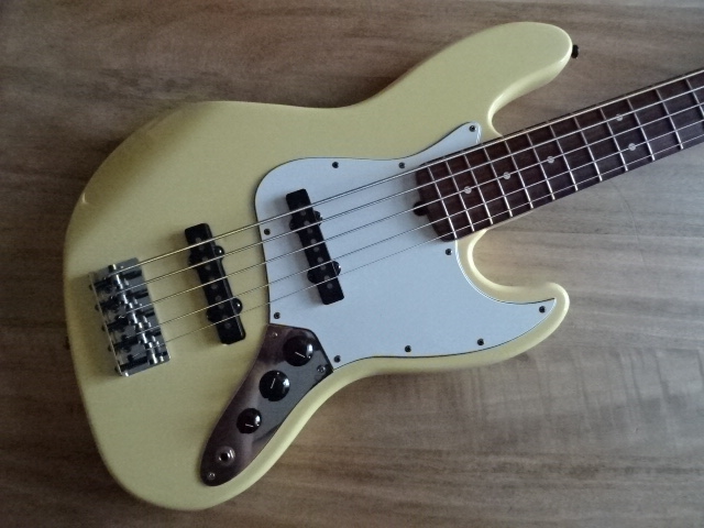 DSC02311 Fender AM STD Jazz Bass 5 - atelier occazik
