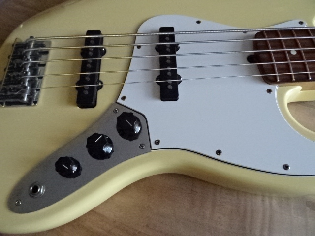 DSC02313 Fender AM STD Jazz Bass 5 - atelier occazik